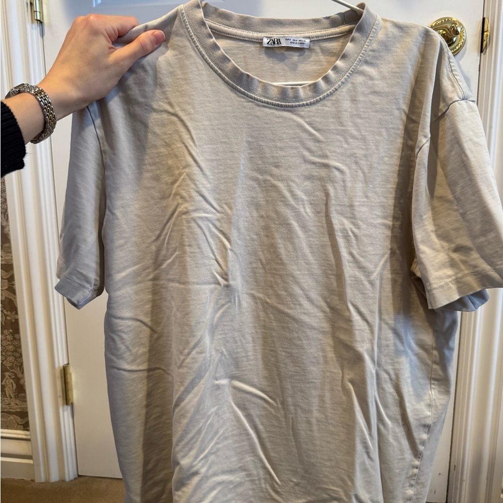 Zara Men's Light Tan Short Sleeve Tee